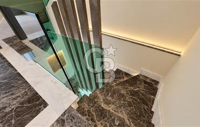 KEMER'DE ÖZEL HAVUZLU, SAUNALI PREMİUM VİLLA | 225 m² NET