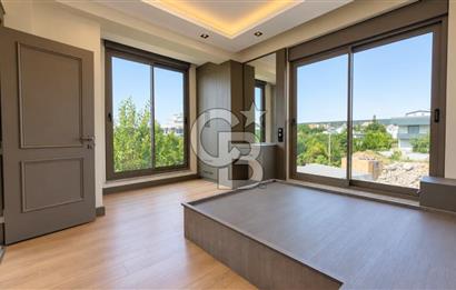 KEMER'DE ÖZEL HAVUZLU, SAUNALI PREMİUM VİLLA | 225 m² NET