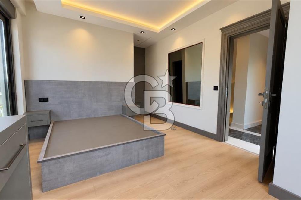 KEMER'DE ÖZEL HAVUZLU, SAUNALI PREMİUM VİLLA | 225 m² NET