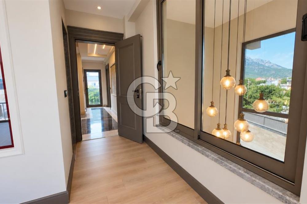 KEMER'DE ÖZEL HAVUZLU, SAUNALI PREMİUM VİLLA | 225 m² NET