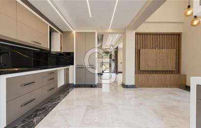 KEMER'DE ÖZEL HAVUZLU, SAUNALI PREMİUM VİLLA | 225 m² NET