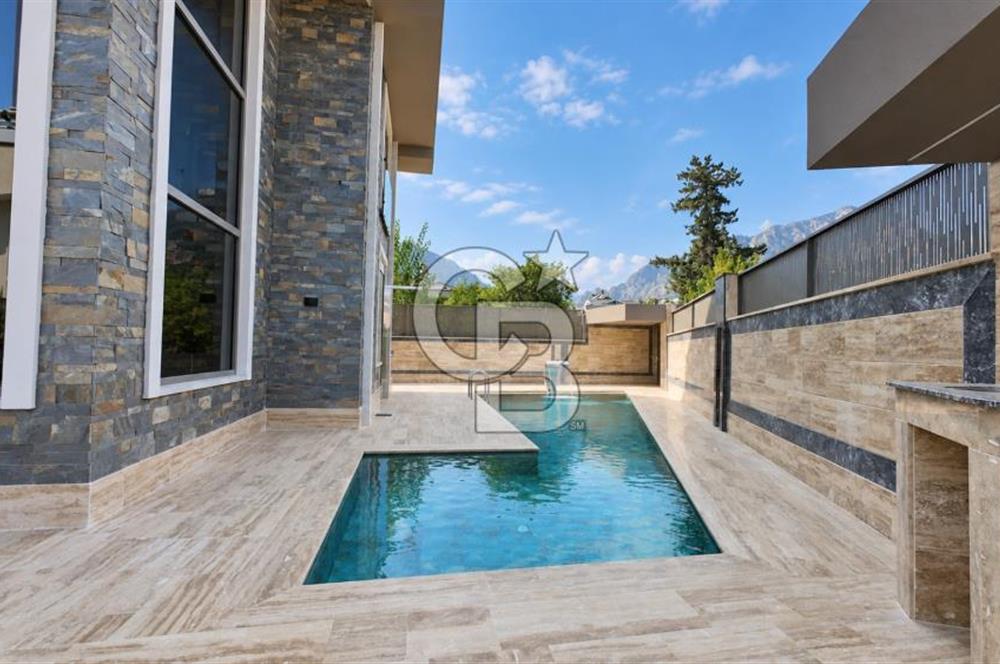 KEMER'DE ÖZEL HAVUZLU, SAUNALI PREMİUM VİLLA | 225 m² NET