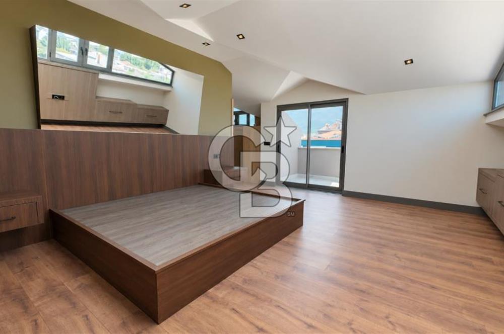 KEMER'DE ÖZEL HAVUZLU, SAUNALI PREMİUM VİLLA | 225 m² NET