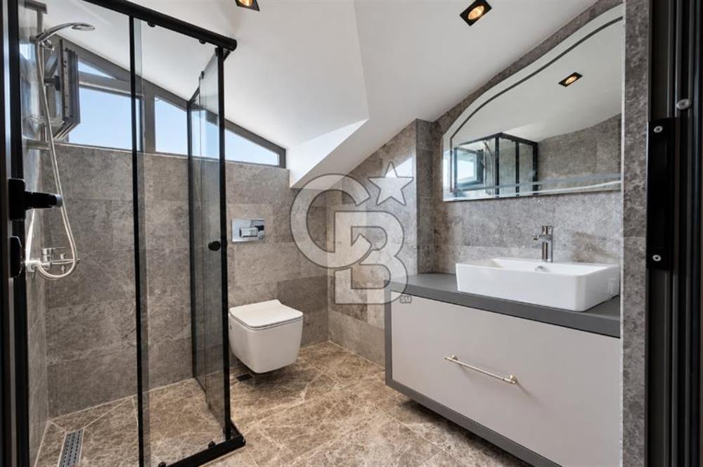 KEMER'DE ÖZEL HAVUZLU, SAUNALI PREMİUM VİLLA | 225 m² NET