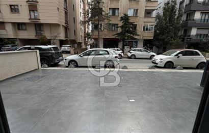 KOZYATAĞI’NDA YAYA TRAFİĞİ YÜKSEK LOKASYONDA, SIFIR BİNADA SATILIK DÜKKAN