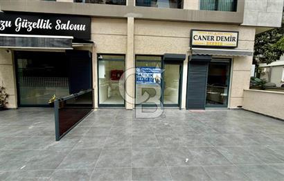 KOZYATAĞI’NDA YAYA TRAFİĞİ YÜKSEK LOKASYONDA, SIFIR BİNADA SATILIK DÜKKAN