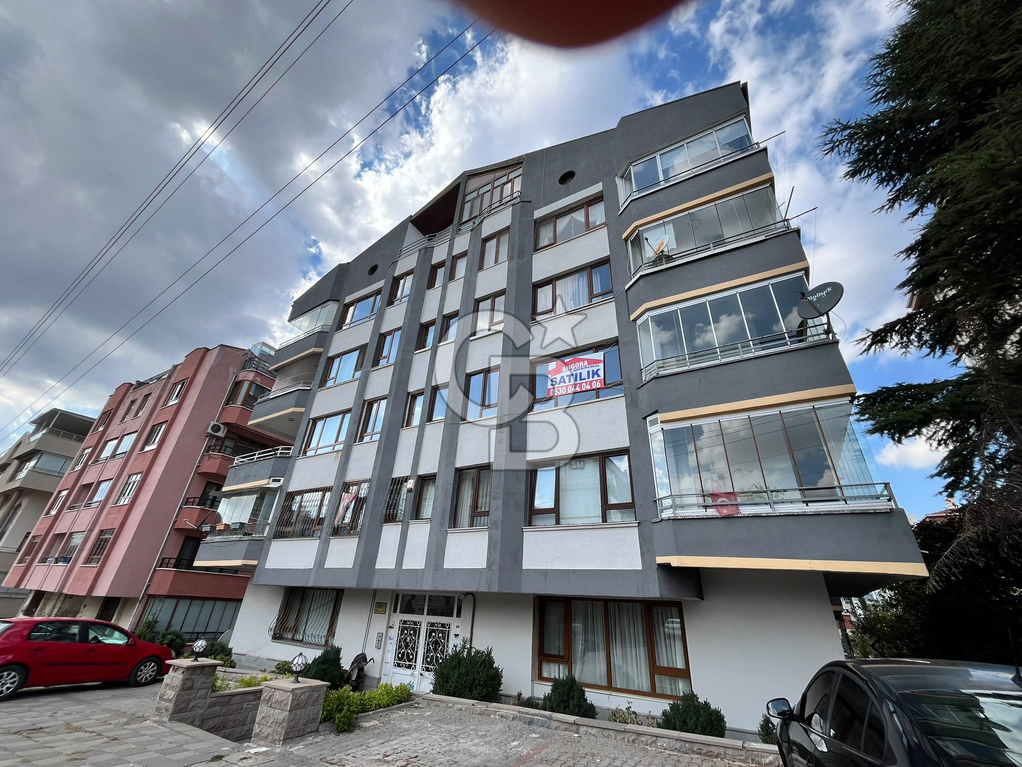 SANCAK KONRAD ADENAUER CADDESİNDE 6+1 EN ÜST KAT GENİŞ DAİRE