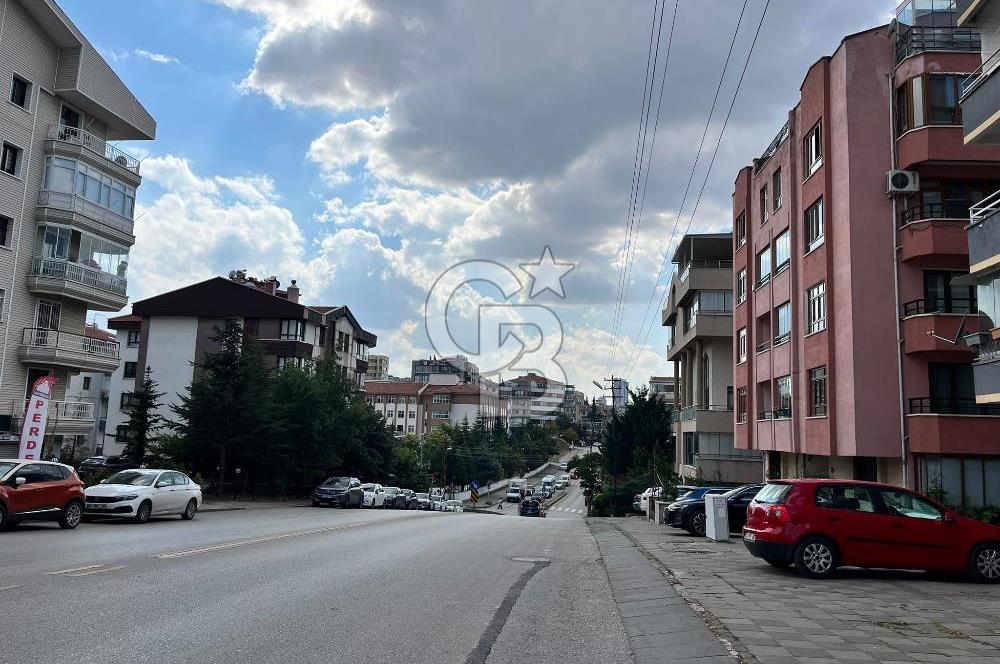 SANCAK KONRAD ADENAUER CADDESİNDE 6+1 EN ÜST KAT GENİŞ DAİRE