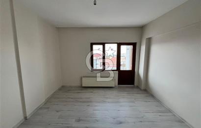 SANCAK KONRAD ADENAUER CADDESİNDE 6+1 EN ÜST KAT GENİŞ DAİRE