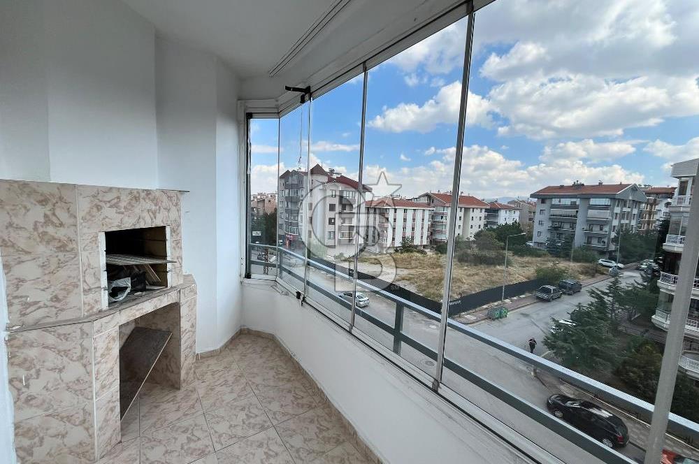 SANCAK KONRAD ADENAUER CADDESİNDE 6+1 EN ÜST KAT GENİŞ DAİRE