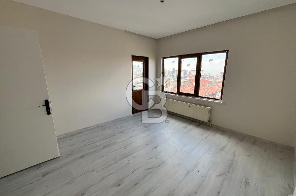 SANCAK KONRAD ADENAUER CADDESİNDE 6+1 EN ÜST KAT GENİŞ DAİRE