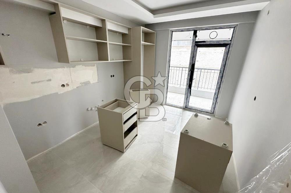 FAHRİ KORUTÜRK MAHALLESİNDE ANA CADDE YAKINI SIFIR DAİRE