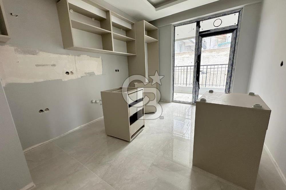 FAHRİ KORUTÜRK MAHALLESİNDE ANA CADDE YAKINI SIFIR DAİRE