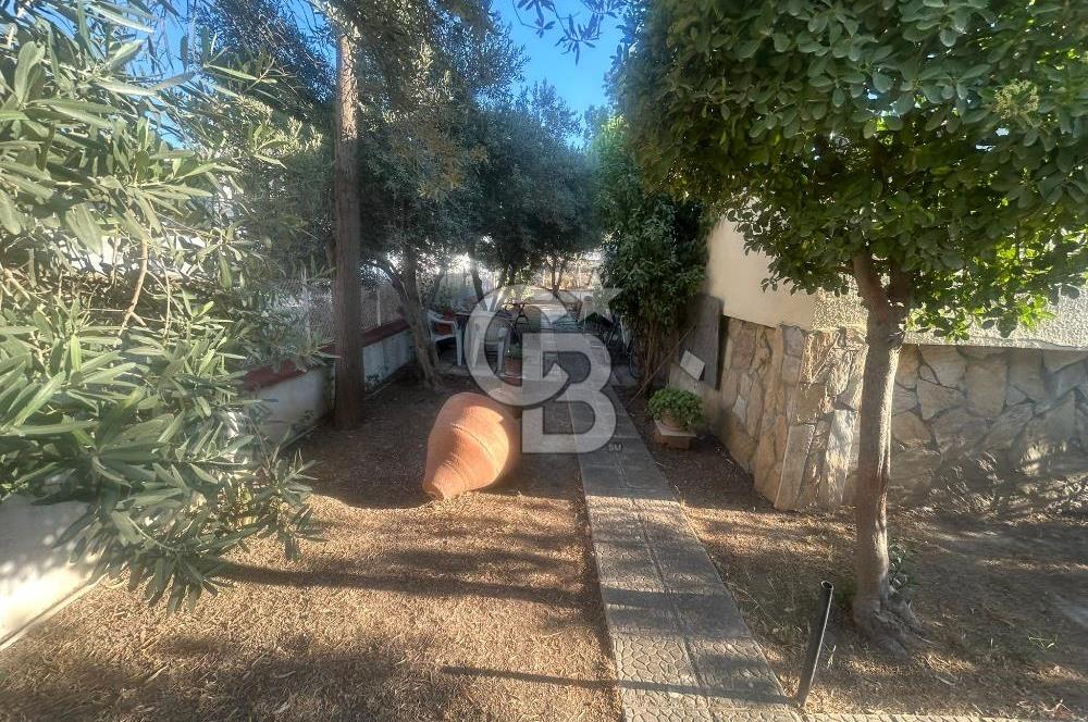 Sığacık'ta denize 25 metre İKİZ VİLLA