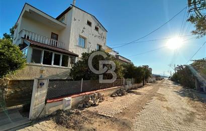 Sığacık'ta denize 25 metre İKİZ VİLLA