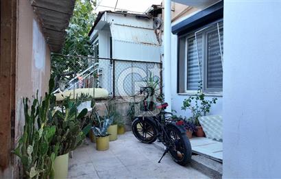 Bornova Kızılay Mah. İçi Yapılı 3+1 + ek 1+1 kullanım alanı 