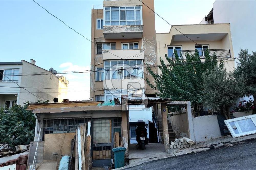 Bornova Kızılay Mah. İçi Yapılı 3+1 + ek 1+1 kullanım alanı 