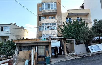 Bornova Kızılay Mah. İçi Yapılı 3+1 + ek 1+1 kullanım alanı 
