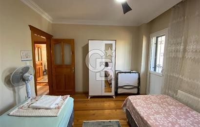 Cunda'da 350m2 Arsa İçerisinde Deniz Manzaralı 4+1 Satılık Villa