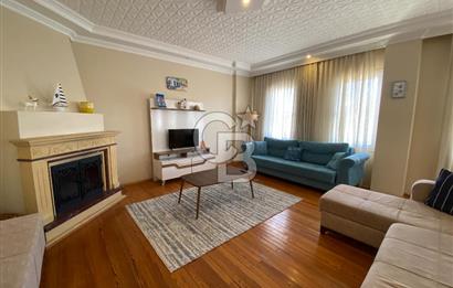 Cunda'da 350m2 Arsa İçerisinde Deniz Manzaralı 4+1 Satılık Villa