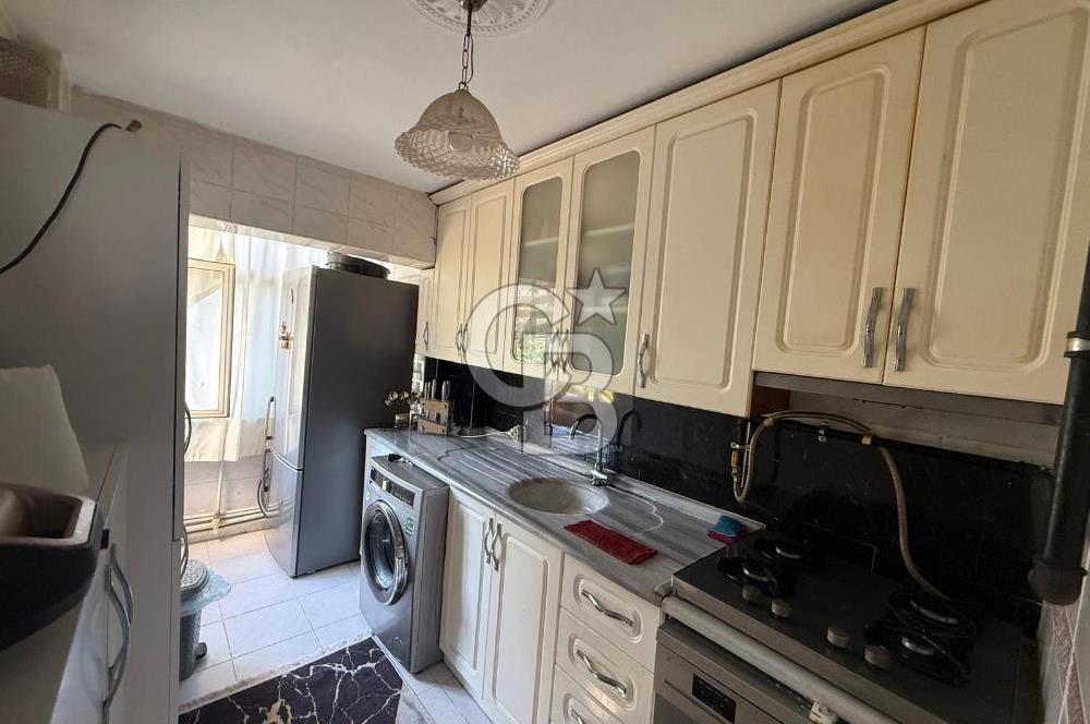 KURUÇEŞMEDE SATILIK 2+1 ARA KAT DAİRE. ARAÇ TAKASI OLUR