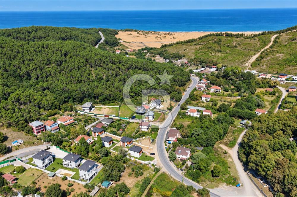 Şile Sofularda 480m² Arsa İçinde Özel Havuzlu Sıfır Villa