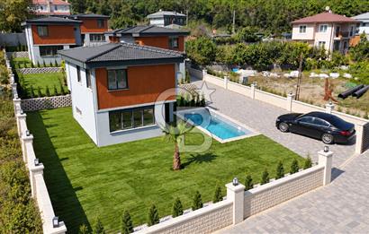 Şile Sofularda 480m² Arsa İçinde Özel Havuzlu Sıfır Villa