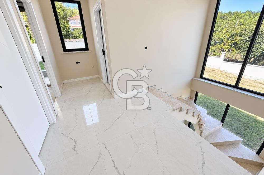 Şile Sofularda 480m² Arsa İçinde Özel Havuzlu Sıfır Villa