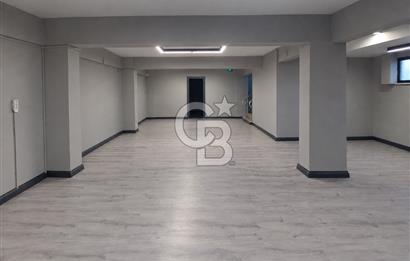 AKÇAYDA FIRSAT! ANA YOL ÜZERİNDE GENİŞ VİTRİNLİ KİRALIK İŞ YERİ