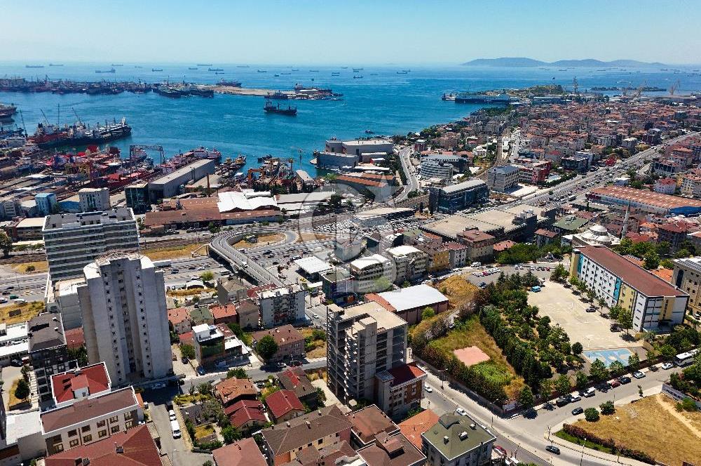 TUZLA E5'TE OTEL RUHSATLI 7.200 M2 SATILIK KOMPLE BİNA
