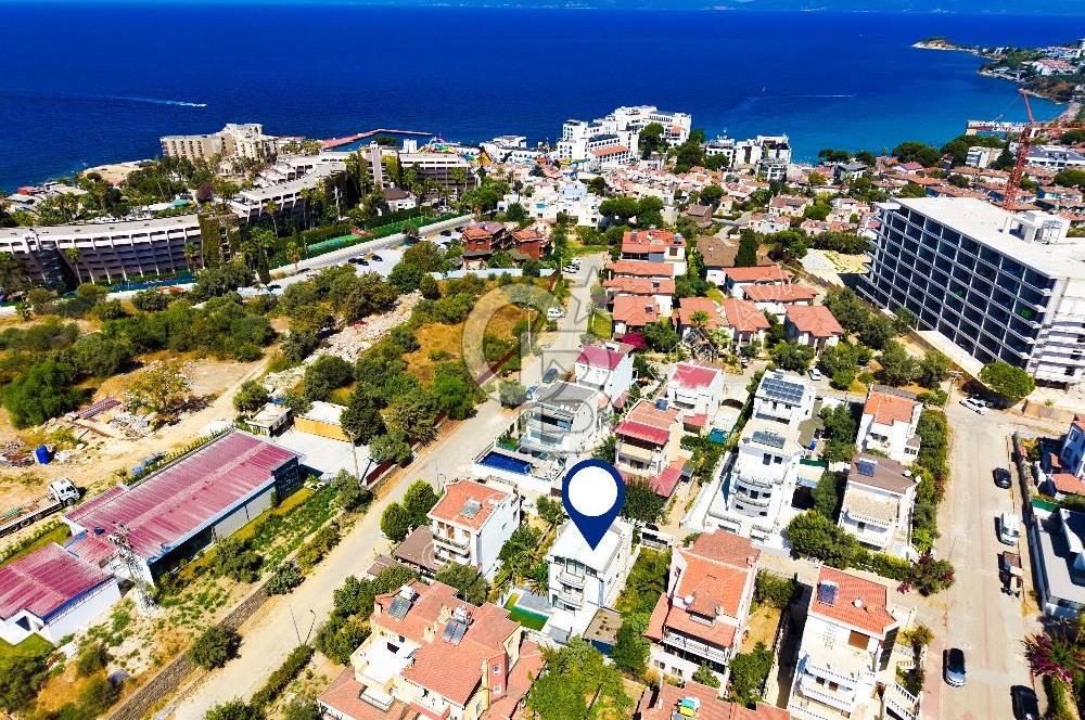 Kadınlar Denizi'nde Deniz Manzaralı, Havuzlu, 4+1 Müstakil Villa
