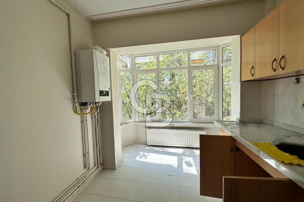 Dikmen Sinan Cad. | Dikmen Vadisine Cephe | Kiralık 3+1 Daire, fotoğraf 13 / 29