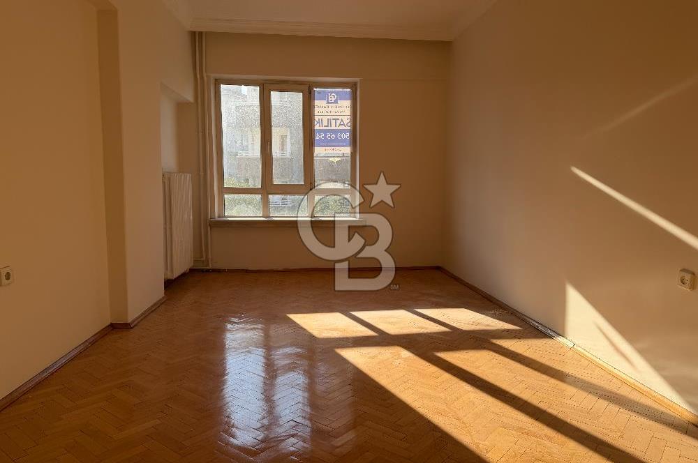SUBAYEVLERI SANDALCI SOKAK'TA ALTINPARK MANZARALI SATILIK DAİRE