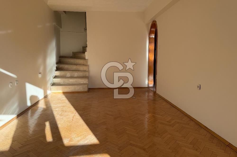 SUBAYEVLERI SANDALCI SOKAK'TA ALTINPARK MANZARALI SATILIK DAİRE