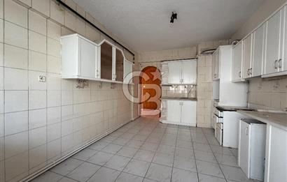 SUBAYEVLERI SANDALCI SOKAK'TA ALTINPARK MANZARALI SATILIK DAİRE