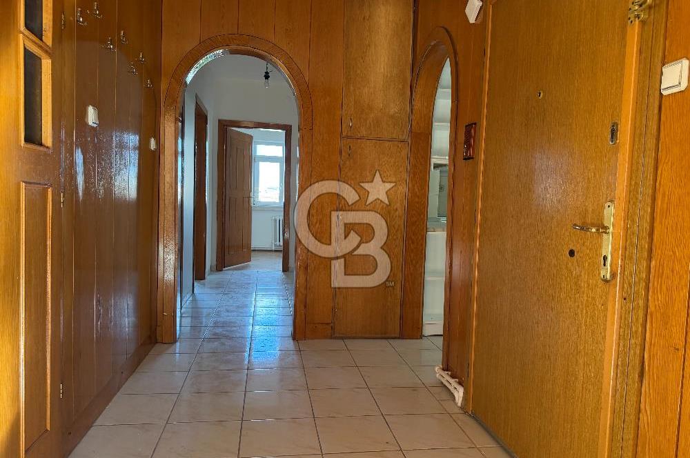 SUBAYEVLERI SANDALCI SOKAK'TA ALTINPARK MANZARALI SATILIK DAİRE