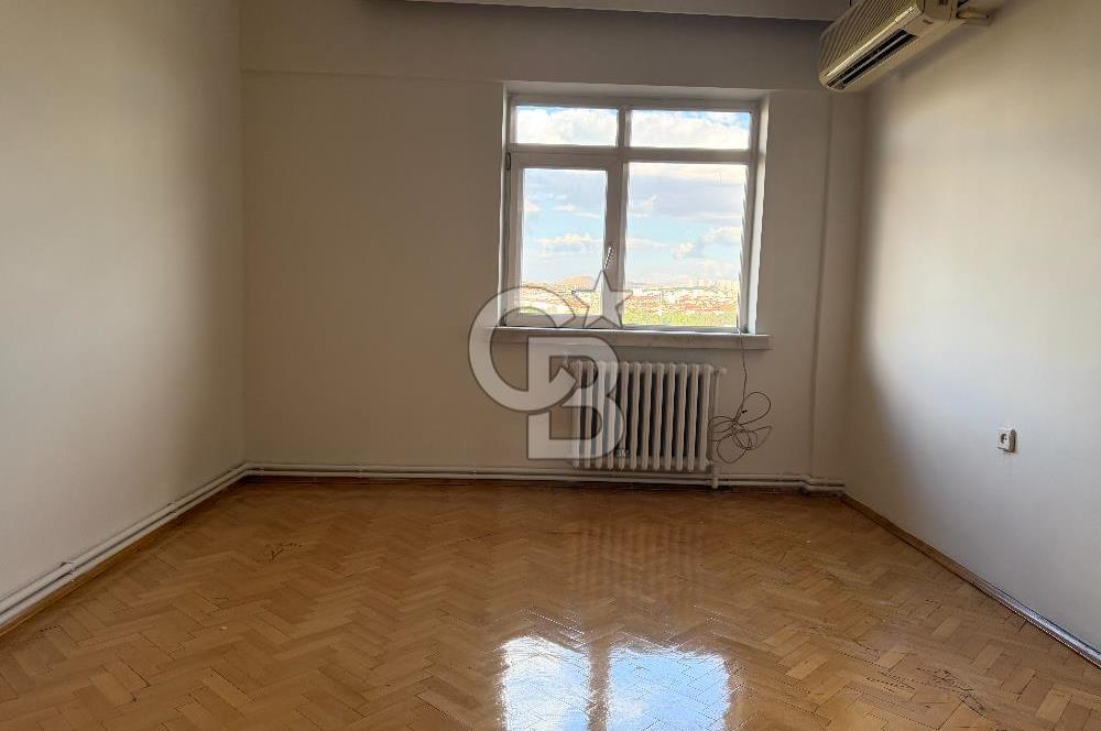 SUBAYEVLERI SANDALCI SOKAK'TA ALTINPARK MANZARALI SATILIK DAİRE