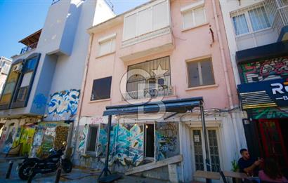 İZMİR ALSANCAK DENİZE 200 METRE 3 KATLI KOMPLE SATILIK BİNA