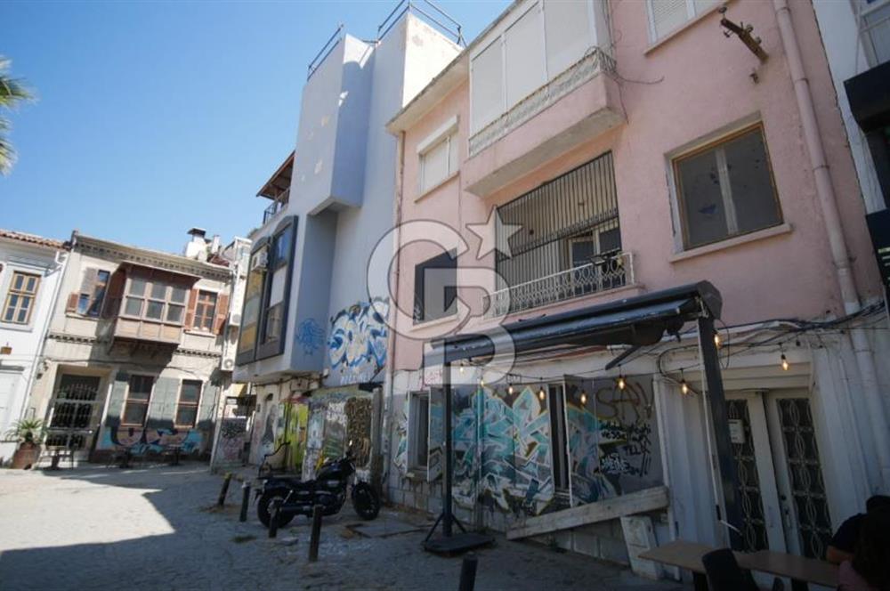 İZMİR ALSANCAK DENİZE 200 METRE 3 KATLI KOMPLE SATILIK BİNA