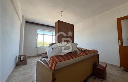 LAPSEKİ FERİBOT İSKELESİNDE SATILIK 2+1 DAİRE