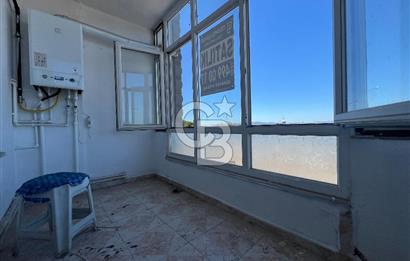 LAPSEKİ FERİBOT İSKELESİNDE SATILIK 2+1 DAİRE