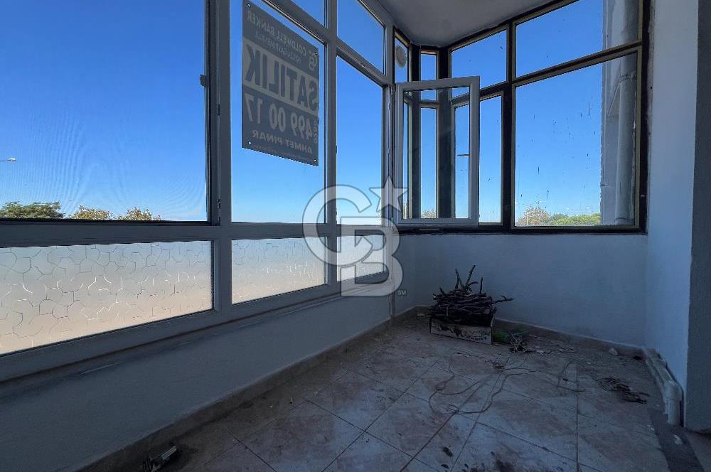 LAPSEKİ FERİBOT İSKELESİNDE SATILIK 2+1 DAİRE