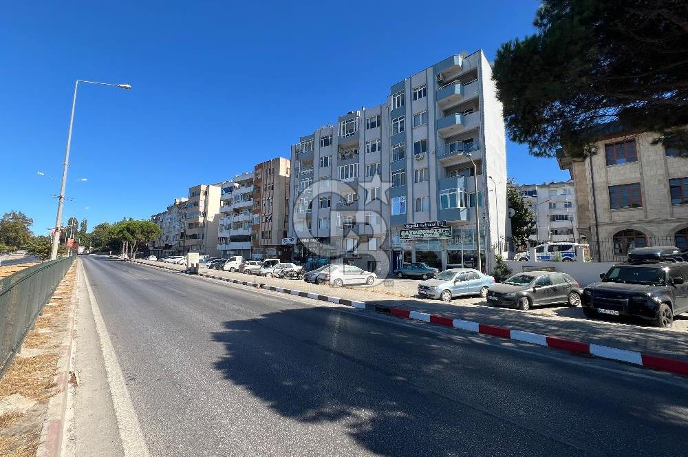 LAPSEKİ FERİBOT İSKELESİNDE SATILIK 2+1 DAİRE