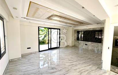 Kadınlar Denizi'nde Deniz Manzaralı, Havuzlu, 4+1 Müstakil Villa