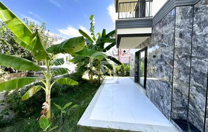Kadınlar Denizi'nde Deniz Manzaralı, Havuzlu, 4+1 Müstakil Villa
