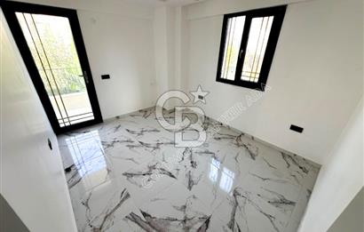 Kadınlar Denizi'nde Deniz Manzaralı, Havuzlu, 4+1 Müstakil Villa
