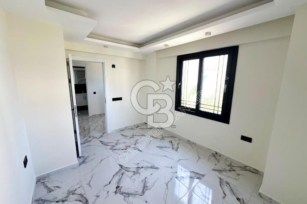 Kadınlar Denizi'nde Deniz Manzaralı, Havuzlu, 4+1 Müstakil Villa