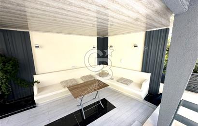 Kadınlar Denizi'nde Deniz Manzaralı, Havuzlu, 4+1 Müstakil Villa