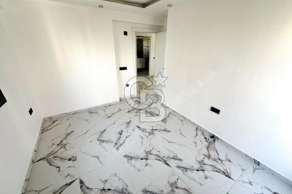 Kadınlar Denizi'nde Deniz Manzaralı, Havuzlu, 4+1 Müstakil Villa