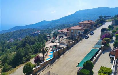 ALANYA TEPE OCEAN VIEWDA DENİZ & DOĞA MANZARALI 3+1 DUBLEKS